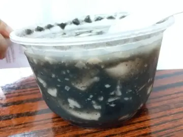凍芝麻豆腐花