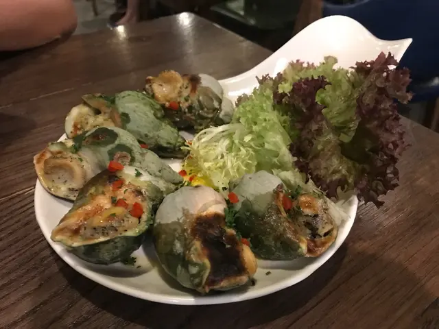 焗香草牛油翡翠螺