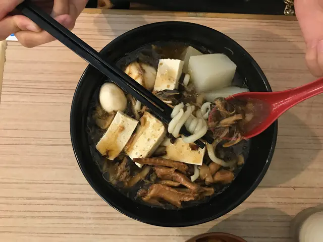 雞絲碗仔翅湯底(配一麵底)