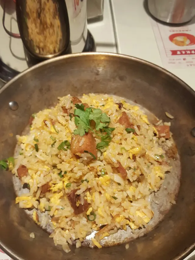 五香肉丁香蔥炒飯