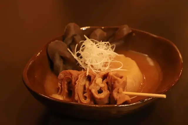 豬大腸、蒟蒻及日本蘿蔔味噌煮