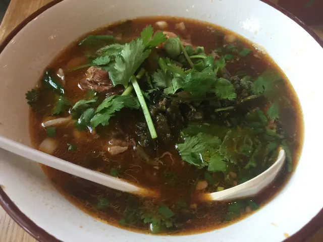 醬燒豬軟骨麵