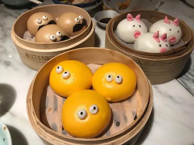 一籠八戒、睇住流奶、花生老豆