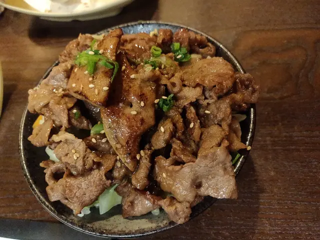牛肉非常油香 , 很適合牛迷
鵝肝普普通通 , 性價比可接受