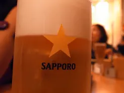 勤勤吃