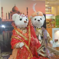 大眼妹; )