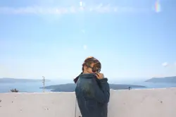 的的仔*