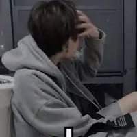 愛吃草莓的草莓熊