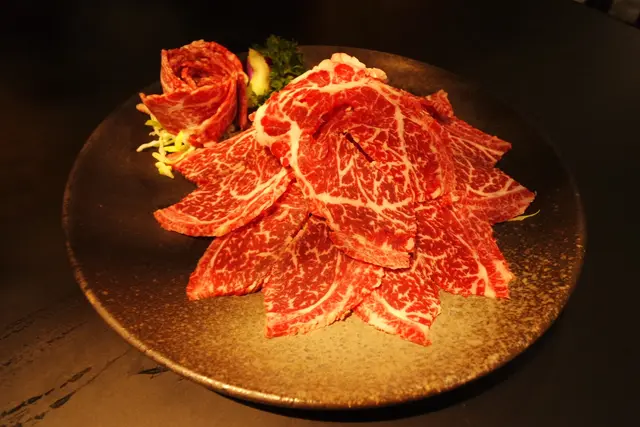 頂級本地手切肥牛