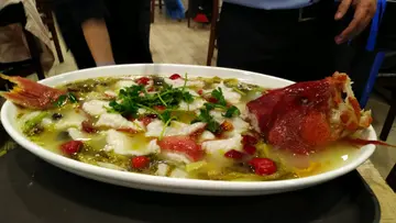 酸菜煮鱼