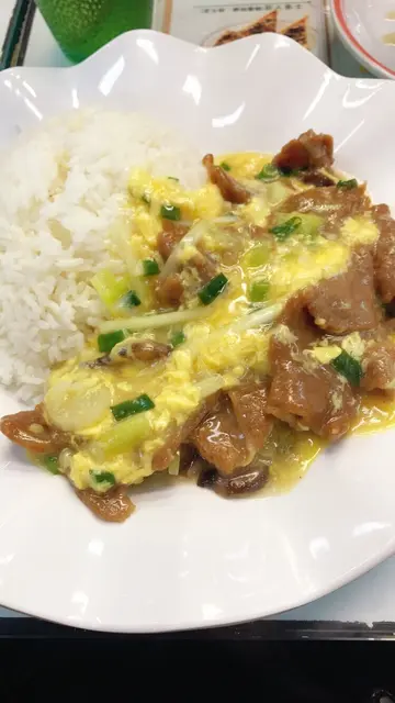滑蛋牛肉飯