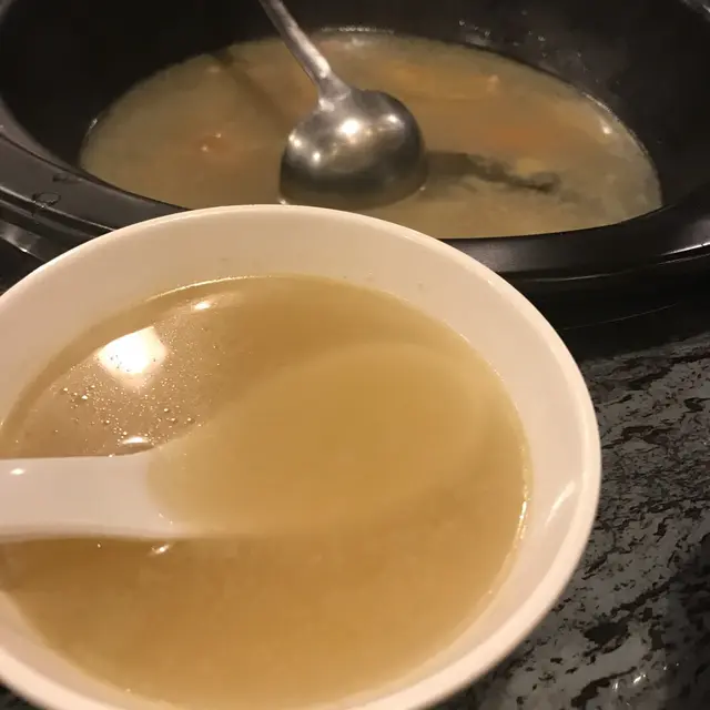 龍利葉蘋果雞腳排骨湯底