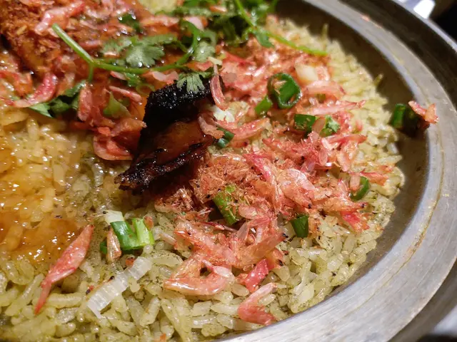 東瀛抹茶櫻花蝦鰻魚煲仔飯