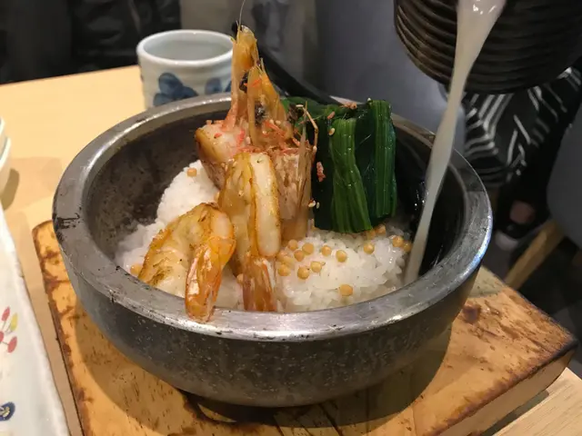 櫻花蝦鯛魚湯泡飯