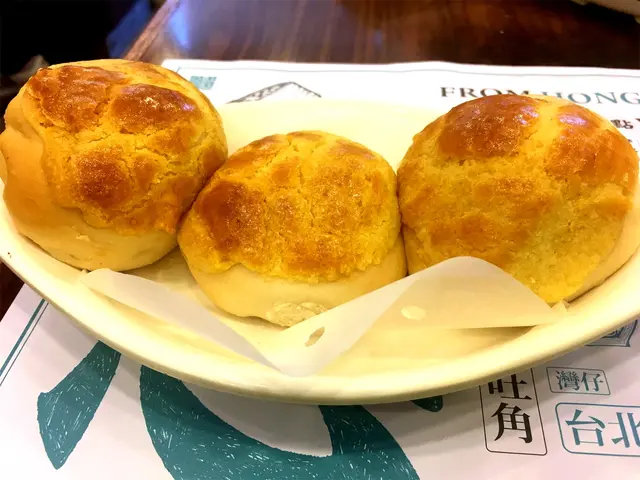 真係菠蘿包