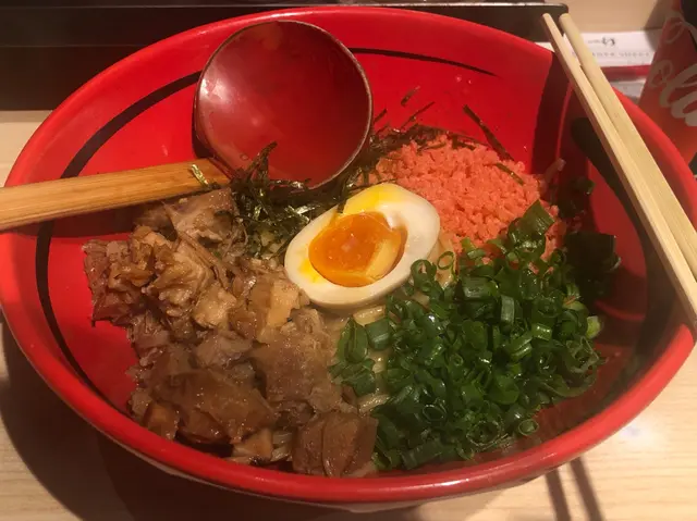 特濃蝦汁叉燒拌麵