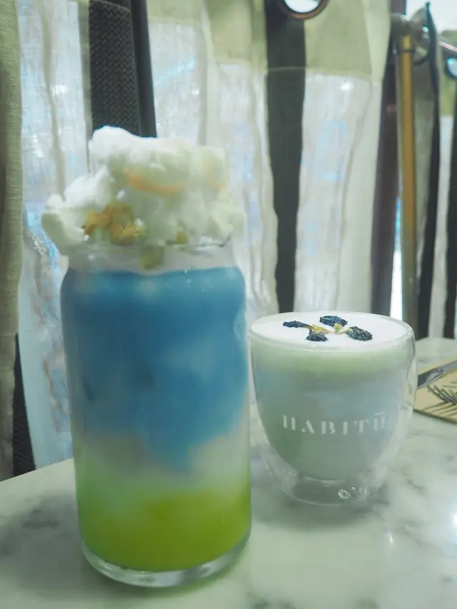 藍蝶花蜜瓜杏仁露特飲