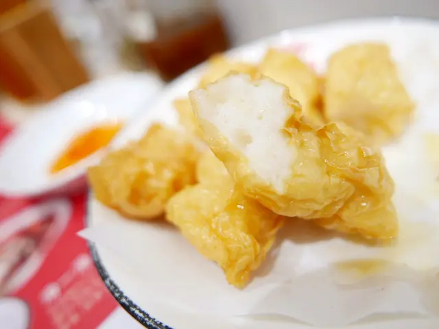 鮮炸腐皮墨魚蝦條