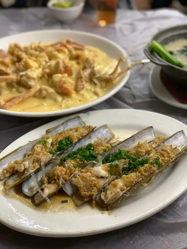 蒜蓉粉絲蒸蟶子皇