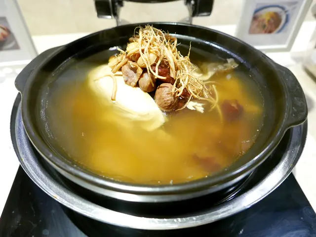 高麗人蔘雞湯