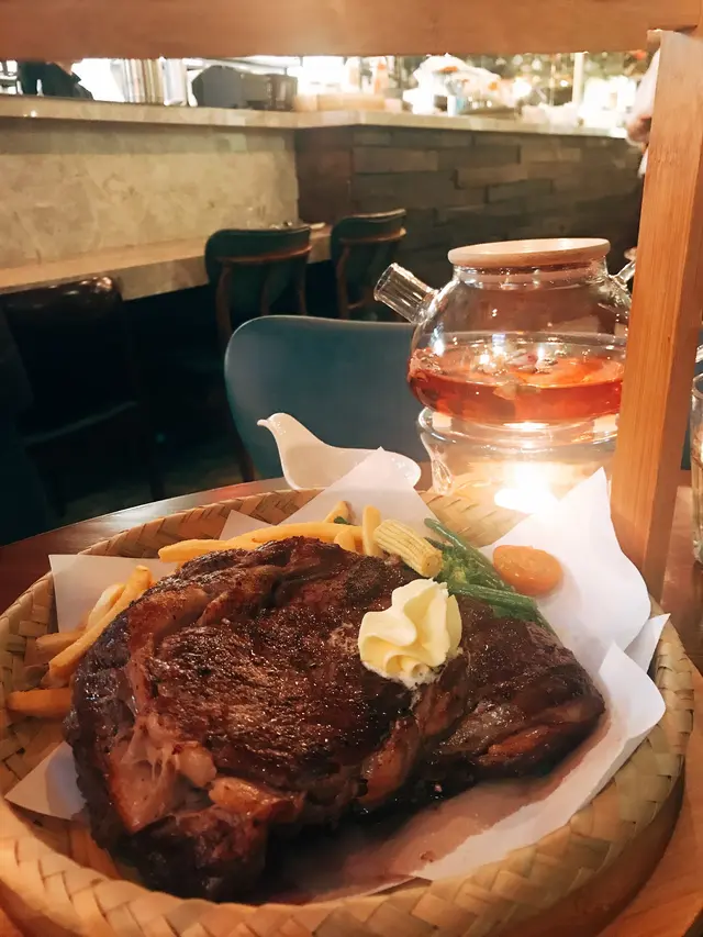 低溫岩鹽烤殼飼安格斯肉眼排