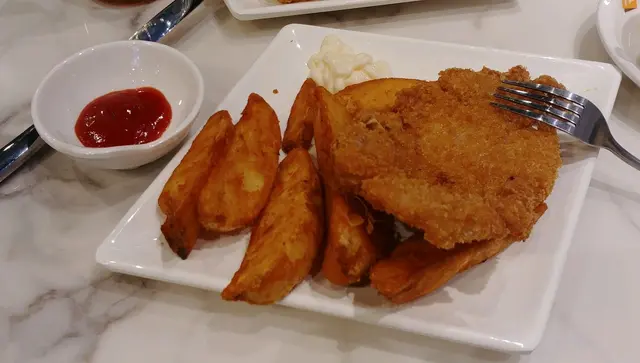 吉列豬扒拼薯角