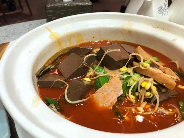 毛血旺