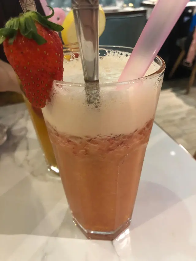 水蜜桃士多啤梨啤茉莉茶