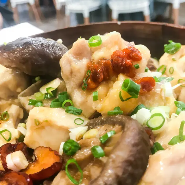 紅棗杞子荷葉蒸雞