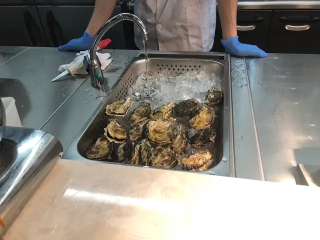 即開生蠔，味道鮮甜，可以