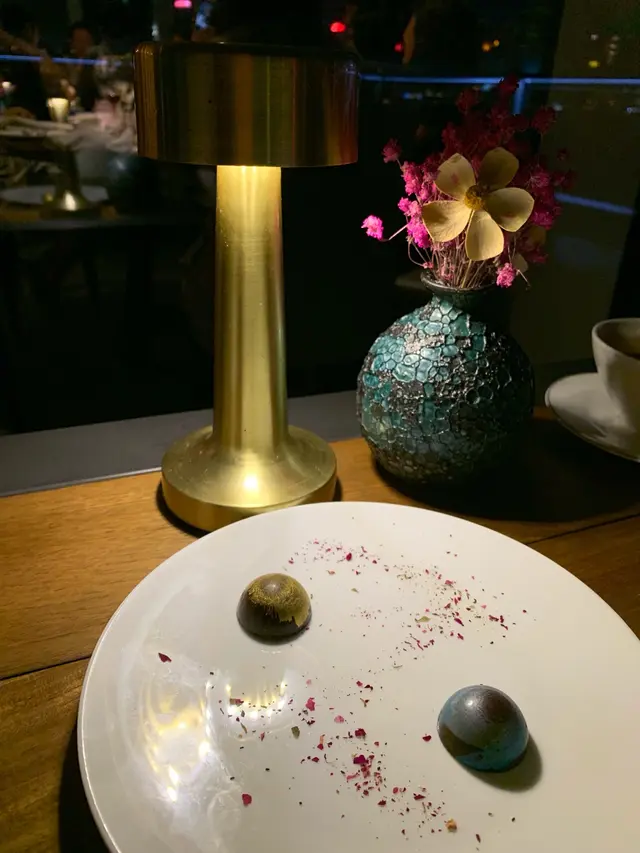 有酒精成份嘅朱古力