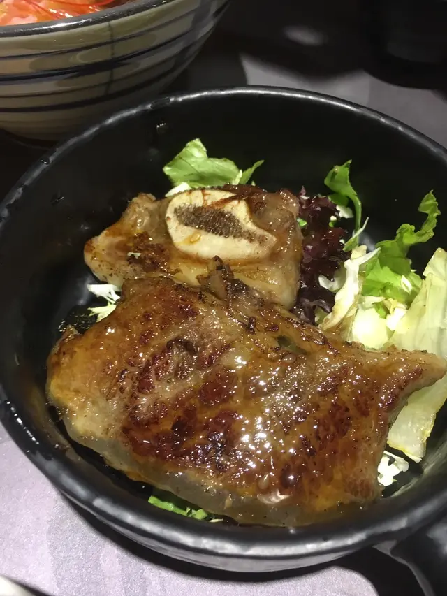 網燒牛仔骨