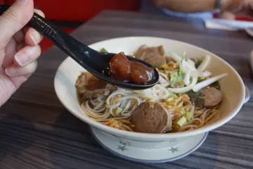 泰式街头牛杂车仔面