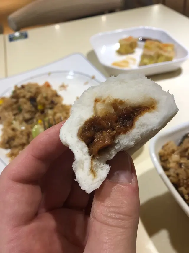 素叉燒包，幾好味啊⋯⋯