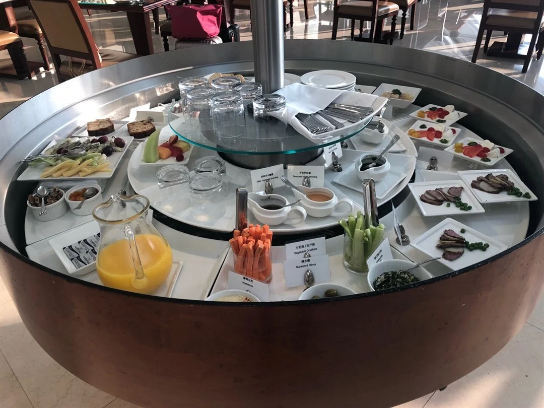 The Emirates Lounge's Photo - International Buffet In Chek Lap Kok Hong 