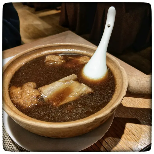肉骨茶
