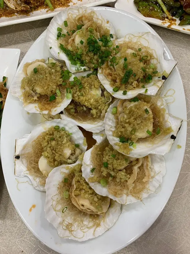 蒜蓉粉絲蒸扇貝