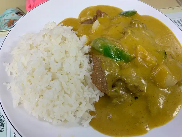 咖喱牛肉飯