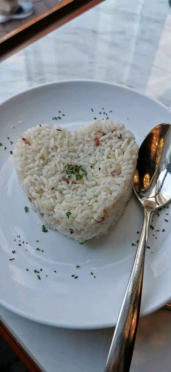 紅糙米飯