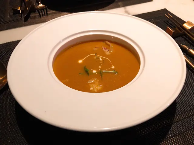 花膠螺頭片波士頓龍蝦湯