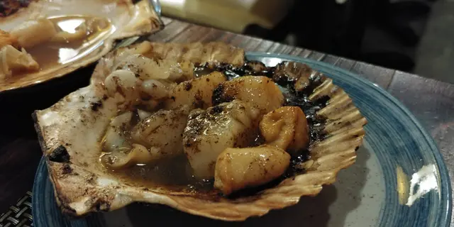 牛油濱燒活帆立貝