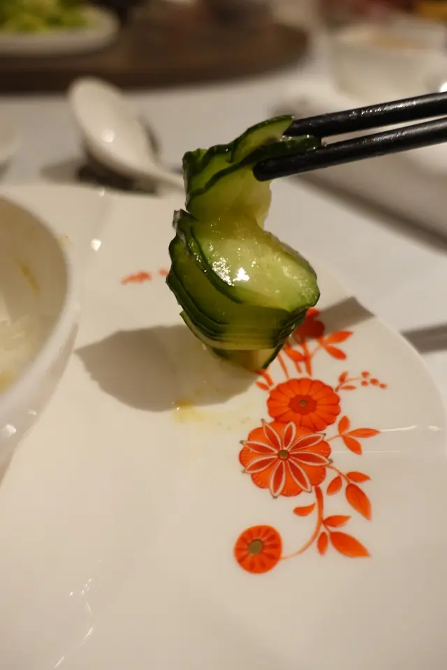 清爽的青瓜薄片,入口清酸開胃帶微辣!