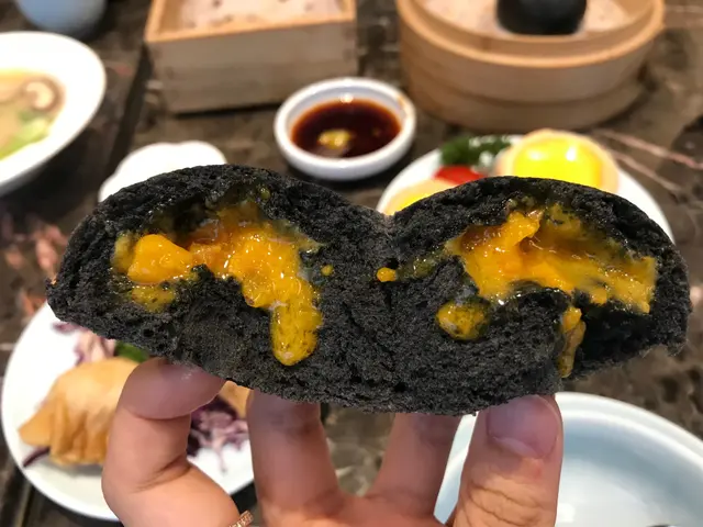 黑金流沙包