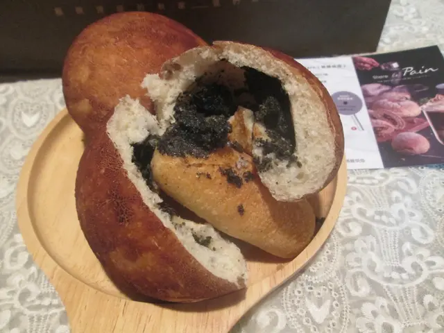 內藏着黑芝麻醬和麻糬