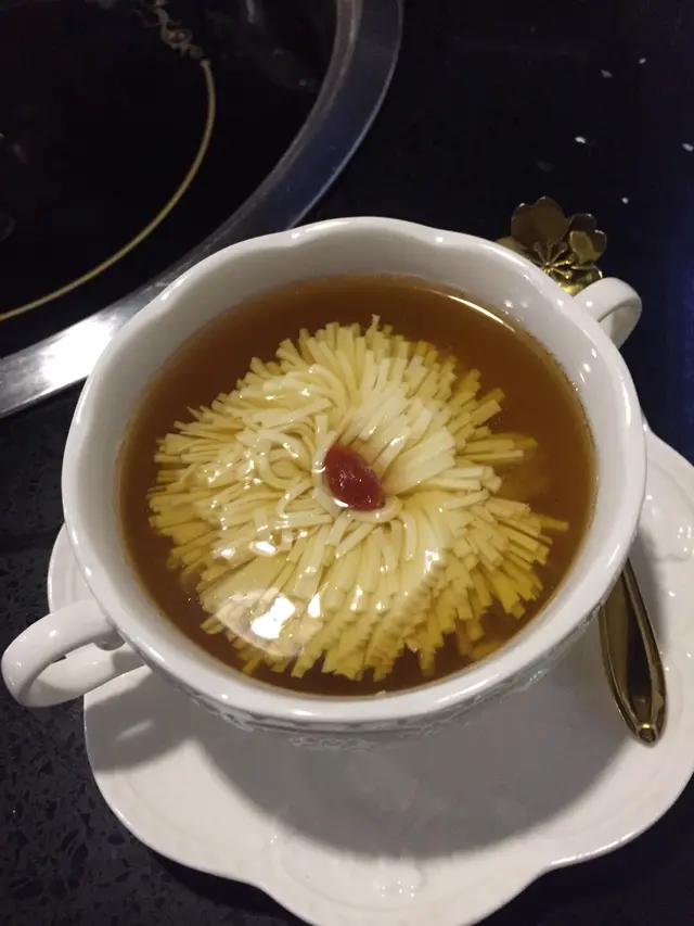 薑茶水中花
