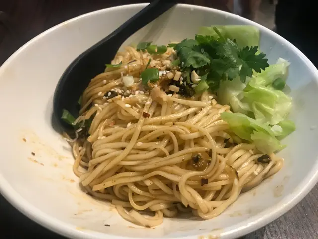 秘製麻辣撈麵