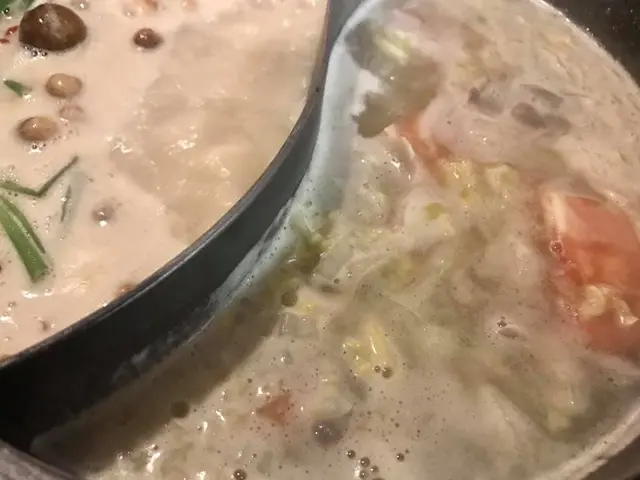 一品酸菜白肉鍋