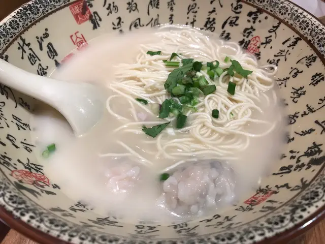 鮮蝦雲吞麵