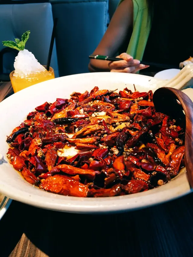 這味餸不是辣的， 不要被辣椒欺騙