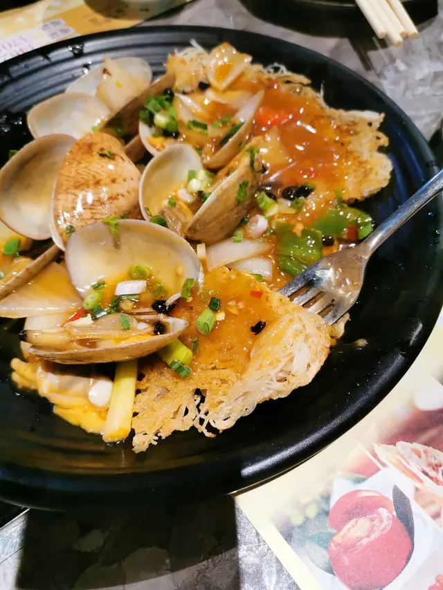 豉椒炒番薯蜆,煎米粉底